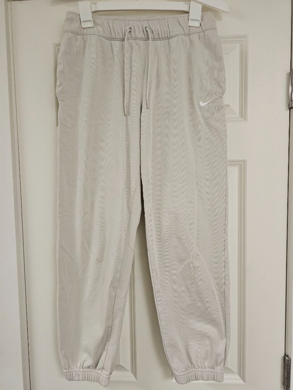 Women's NIKE Sportswear Jogger Pants, elastic waistband